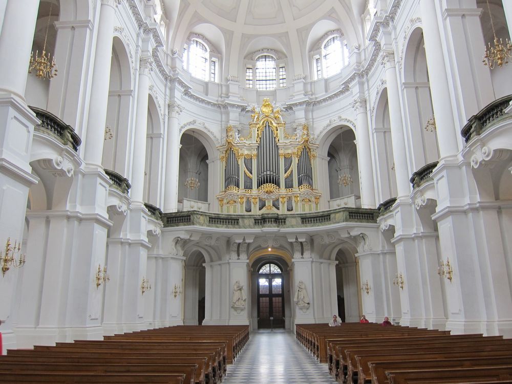 Silbermann Organ in the Katholische Hofkirche, Dresden (Photo credit: TMcGraner • © 2013)