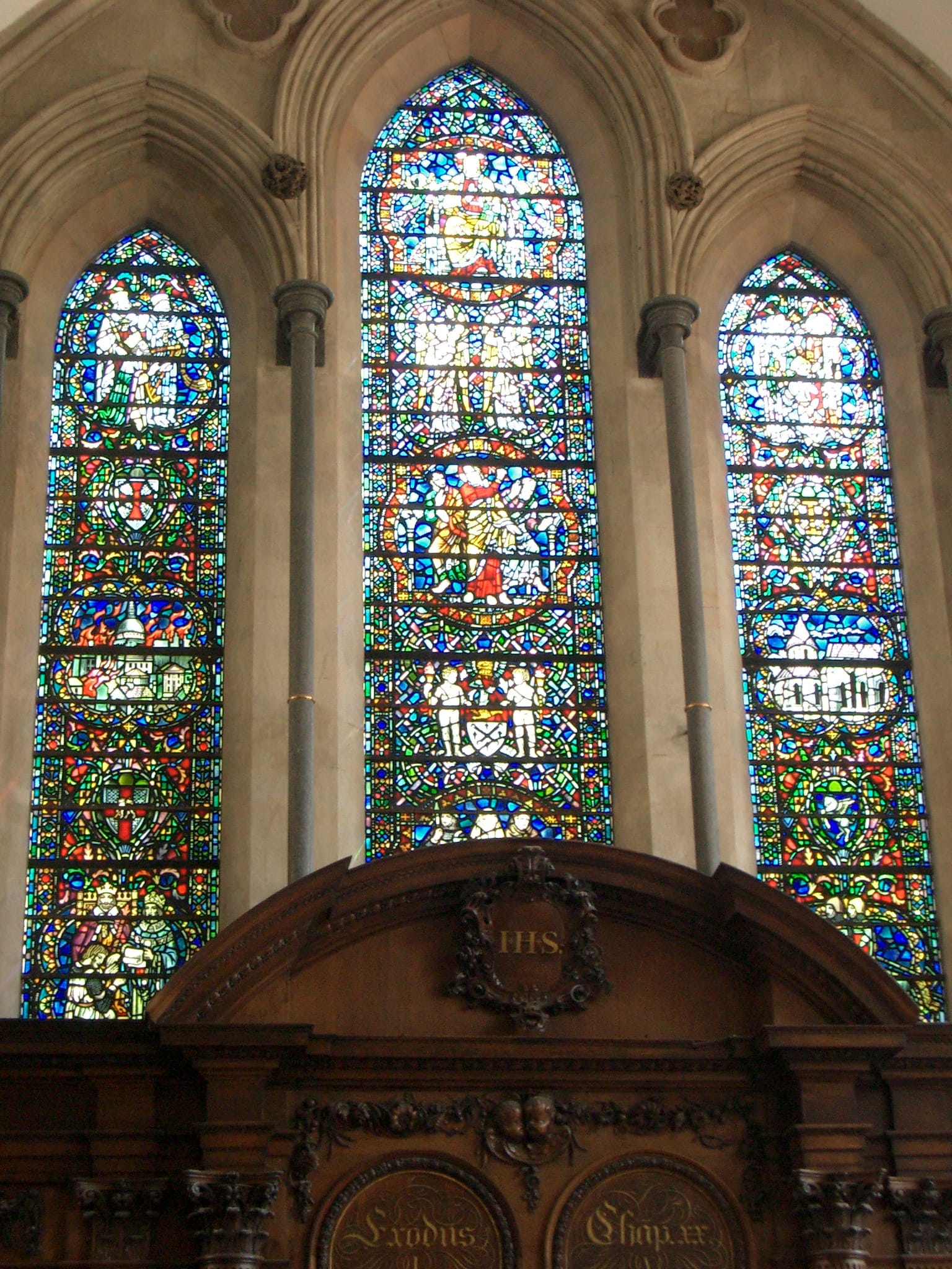 Altar window, Temple Church, London, England ©2006 GRevelstoke