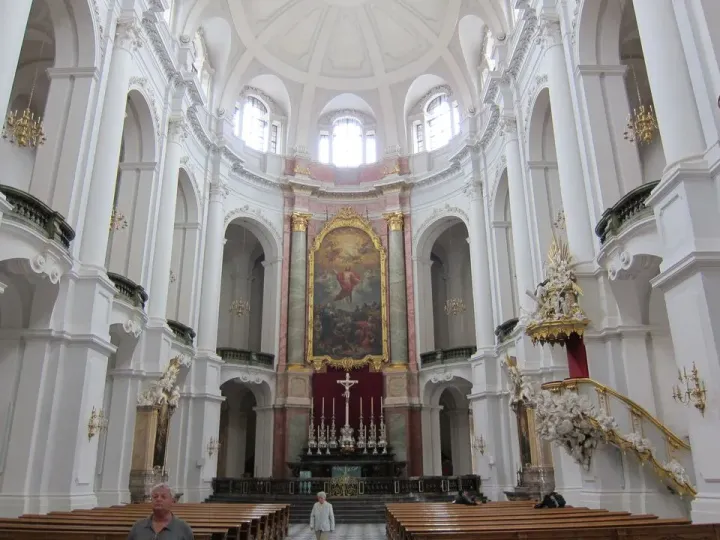 Hofkirche High Altar, Dresden (Photo credit: TMcGraner • © 2013)
